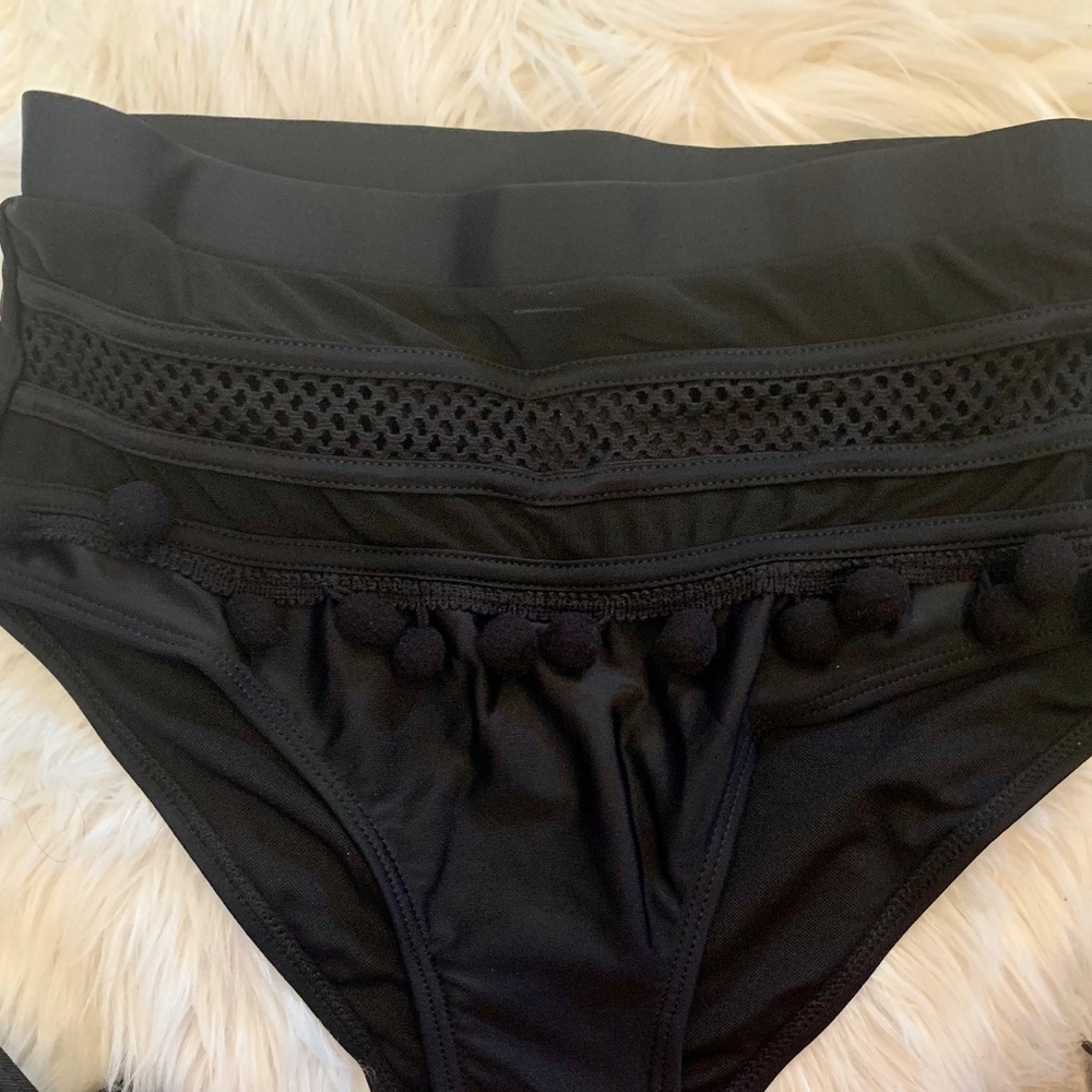 POM POM BIKINI - Picture 3 of 6